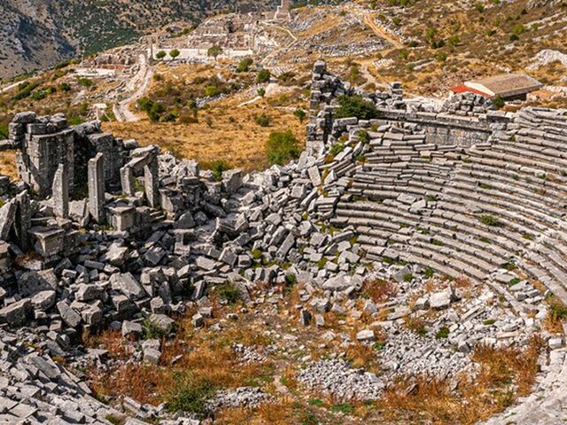 Lavanta Bahçeleri Salda Gölü Sagalassos Pamukkale Turu 1 Gece Otel Konaklaması